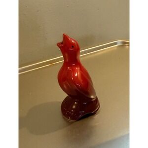 Le Creuset Red Stoneware Pie Bird Funnel Steam Vent Baking Tool with Box